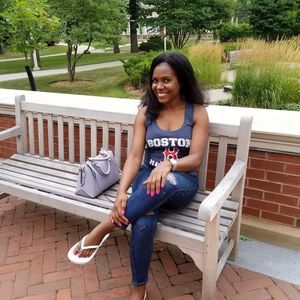 Meet your Posher, Julie